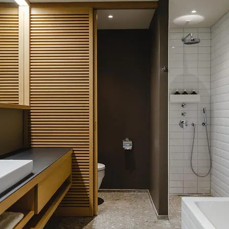 Hotell Nomad By Cervo Mountain 4*